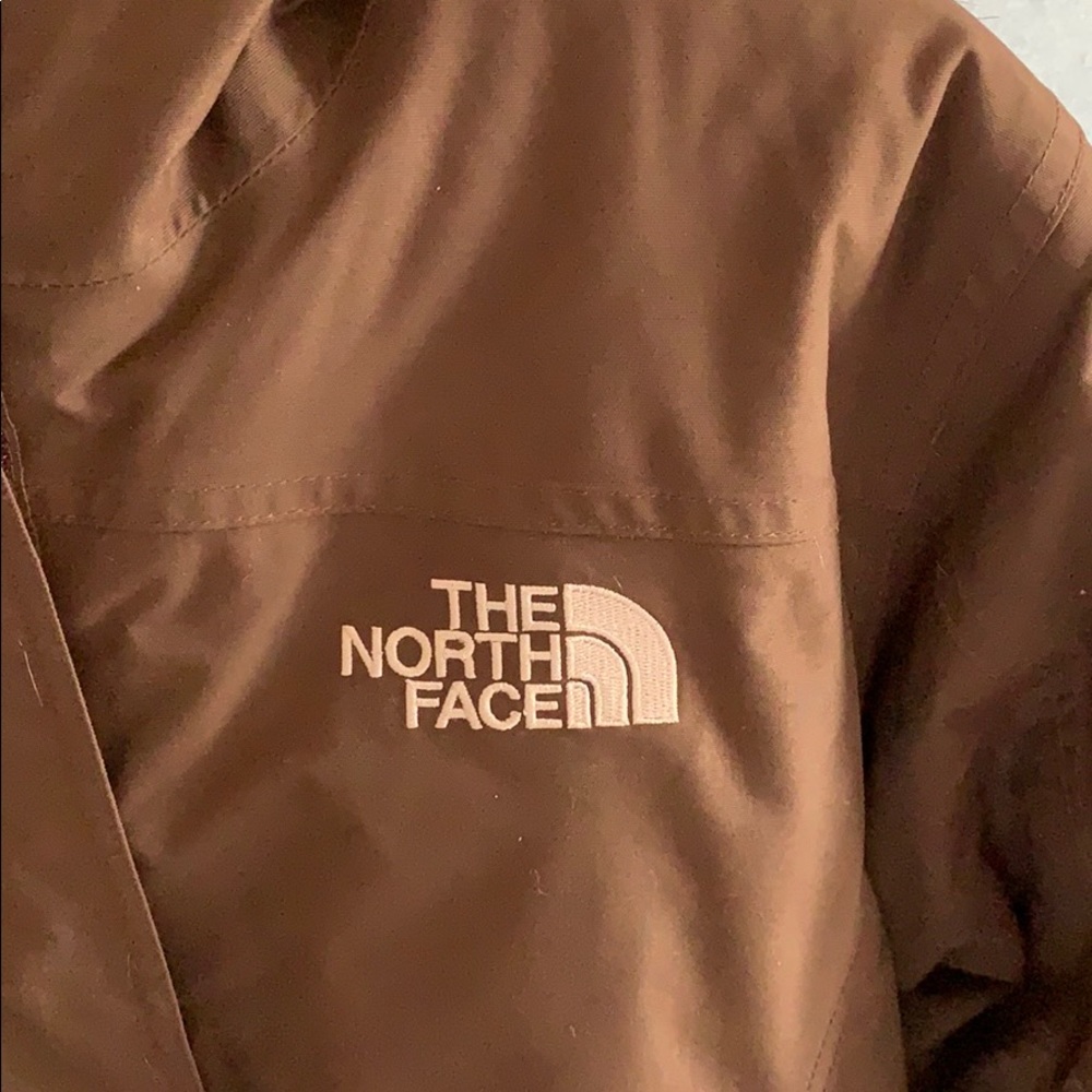 North face jacket - Picture 2 of 8